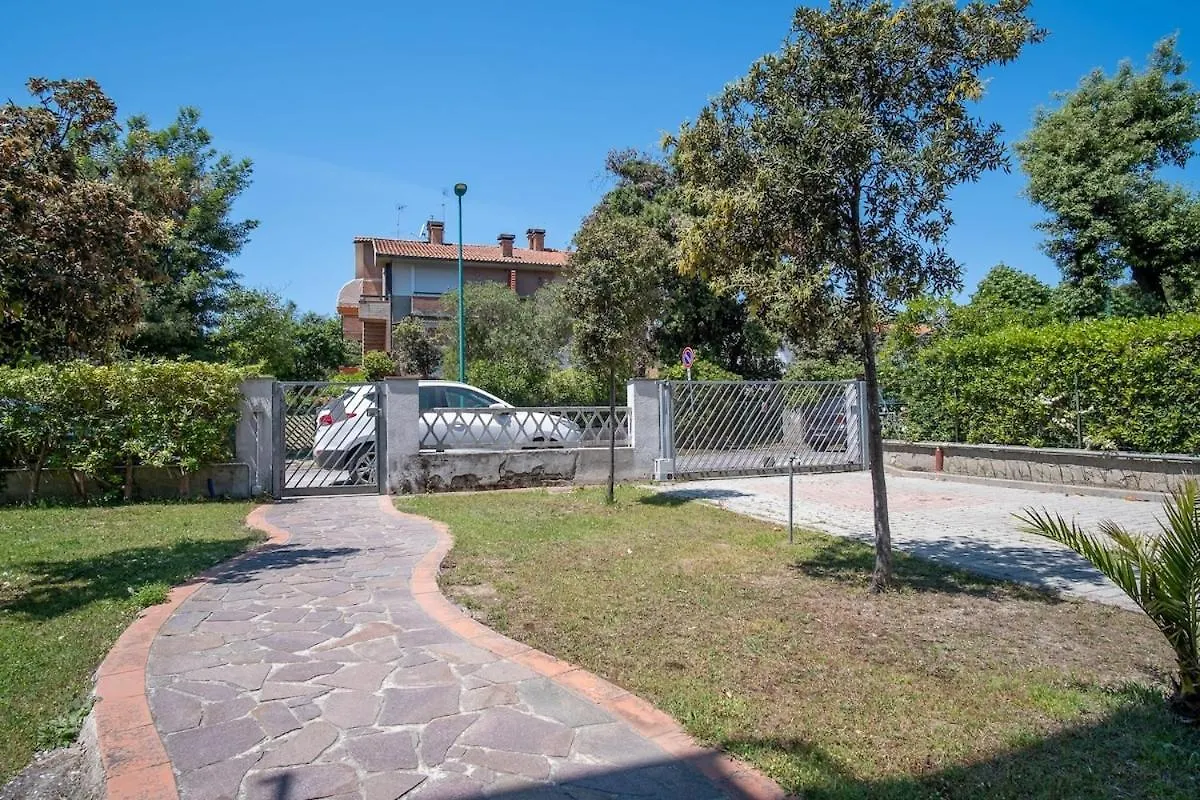 Profumo Di Mare Διαμέρισμα Tirrenia 0*,