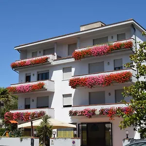 2* Hotel apartamentowy Orchidea Marina