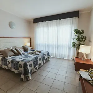 2* Hotel apartamentowy Beverly Park